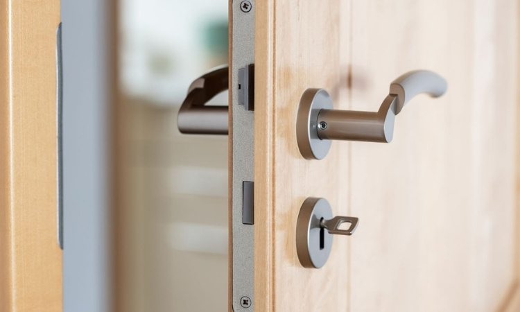 How to Choose The Best Lock For Your Bathroom