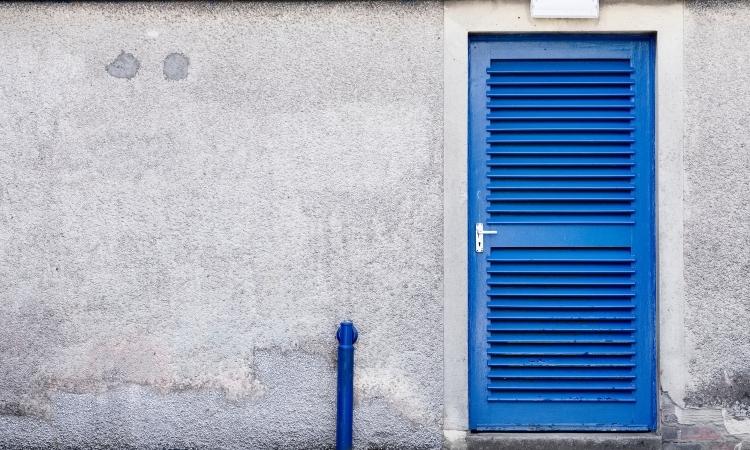 Uses of Louvre Toilet Doors